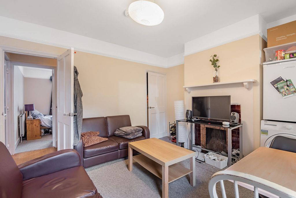 Property photo 3 of 11 Img_175_2_Original.Jpg