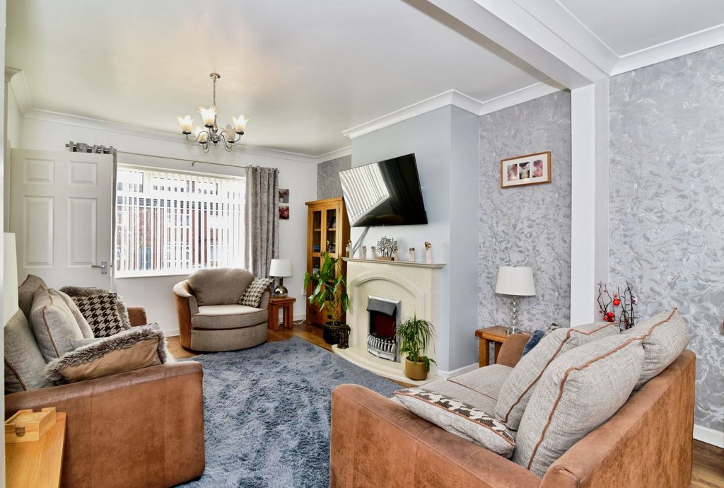 Property photo 3 of 19 Dsc_1858