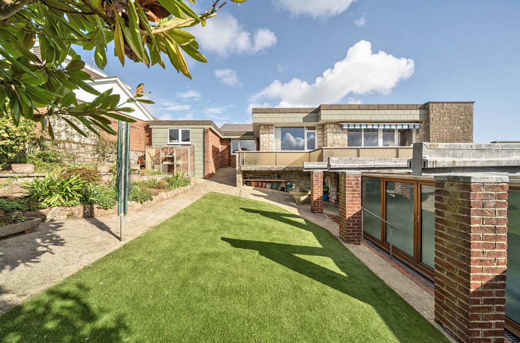 Property photo 2 of 35 1429894-4-69Dcd9A...