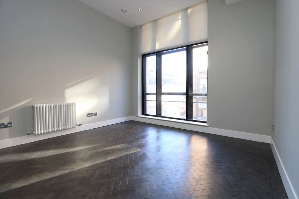 Property photo 2 of 10 Picture No. 14