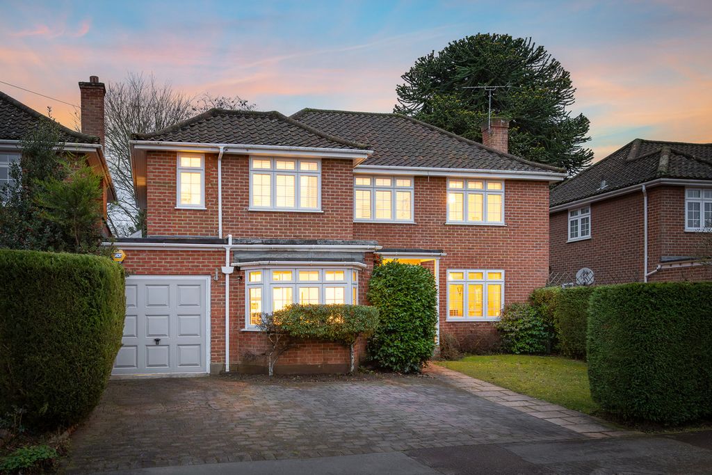 Property photo 1 of 26