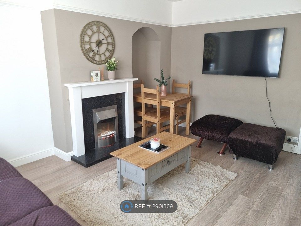 Property photo 2 of 5