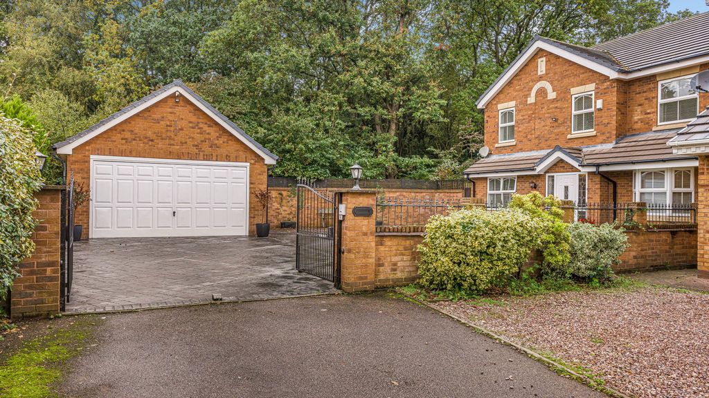 Property photo 3 of 45