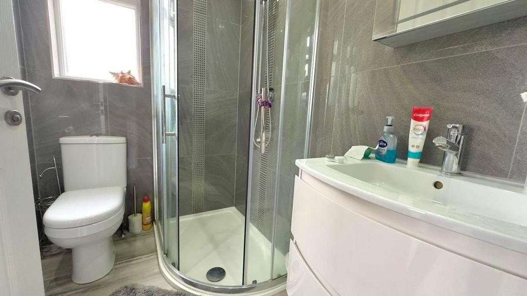 Additional image 13 of 5 bed detached house for saleBlackbrook Park Avenue, Fareham PO15