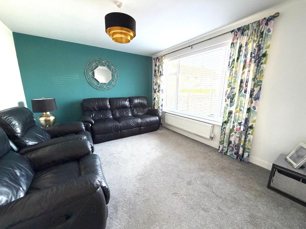 Property photo 2 of 17 Untitled Design (2) Copy.Png