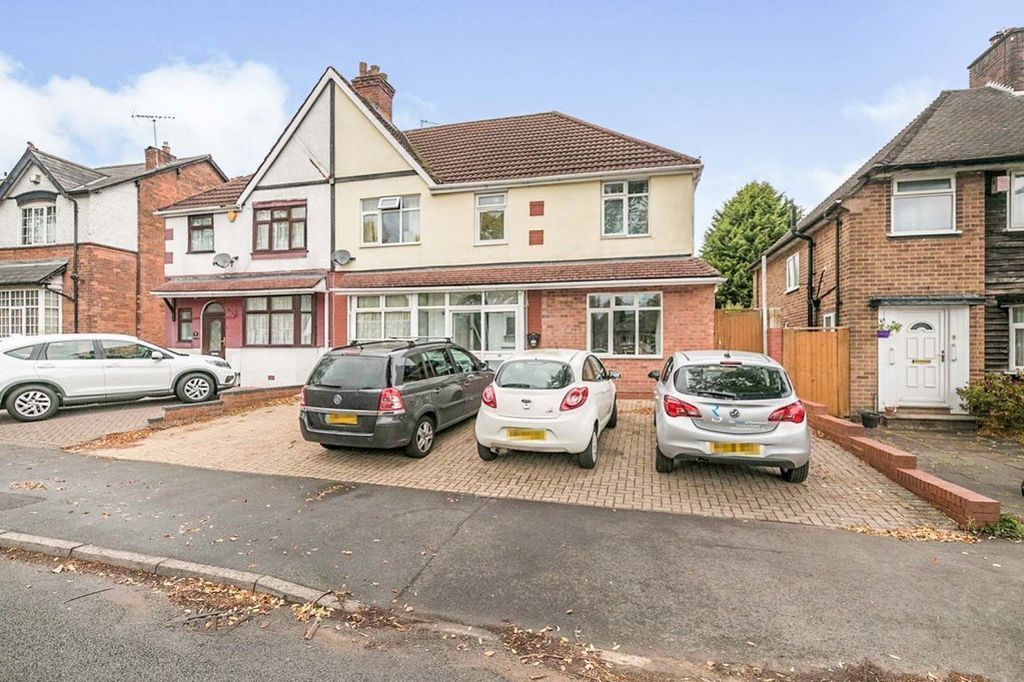 Property photo 1 of 9