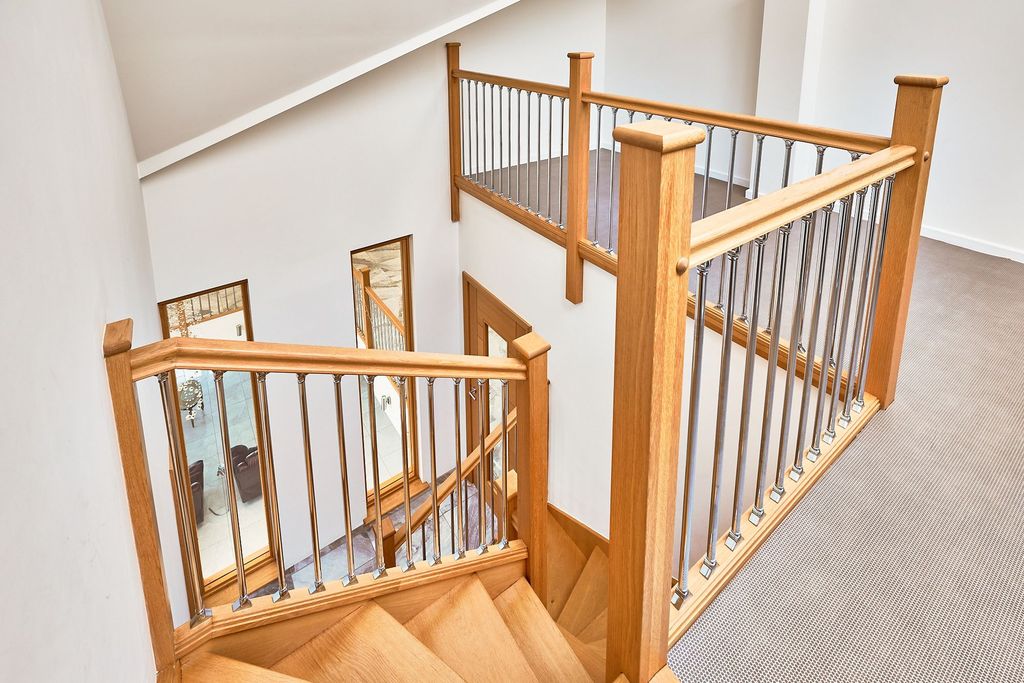 Additional image 34 of 8 bed detached house for saleCragtops, Kirk Smeaton WF8