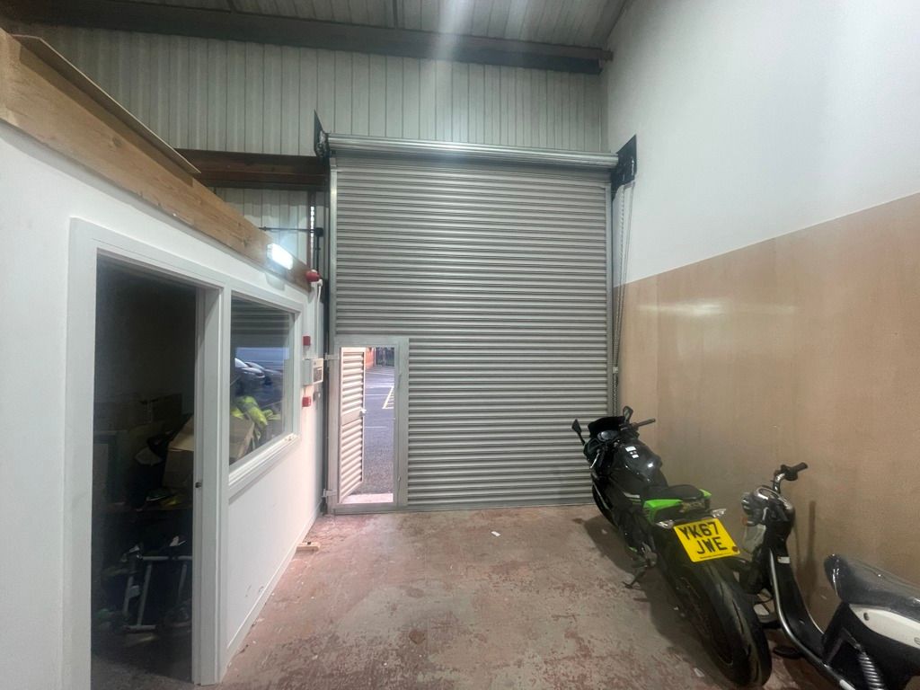 Property photo 3 of 8 Photo 8