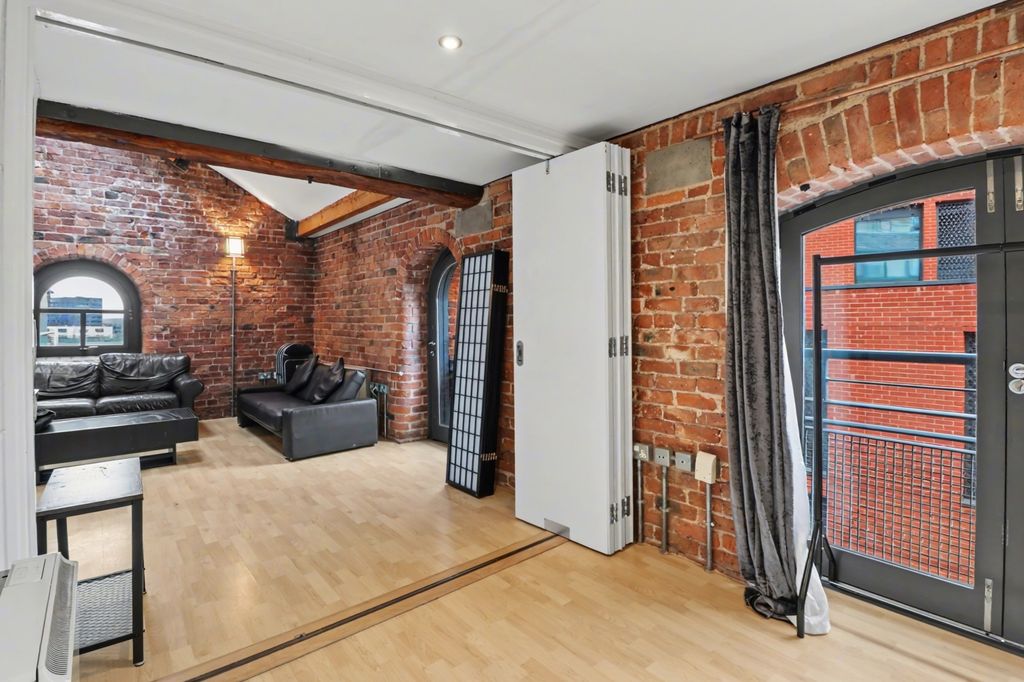 Property photo 3 of 16 Img_8591