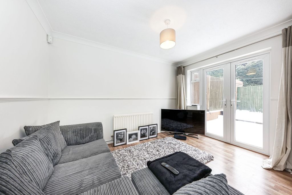 Property photo 3 of 7 3.Jpg