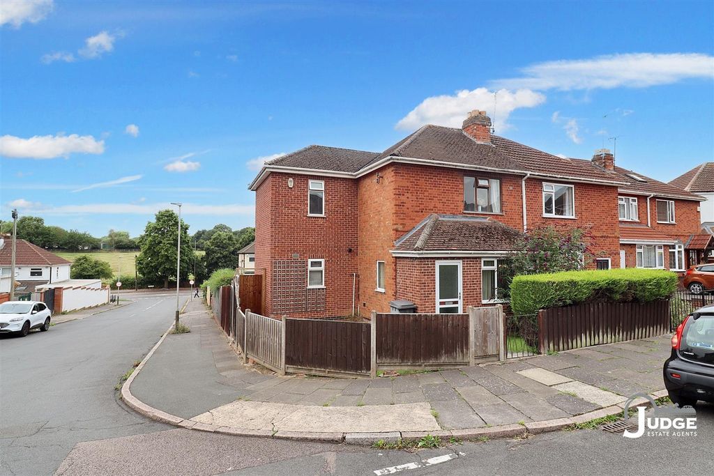 Property photo 3 of 36 Img_5566.Jpg