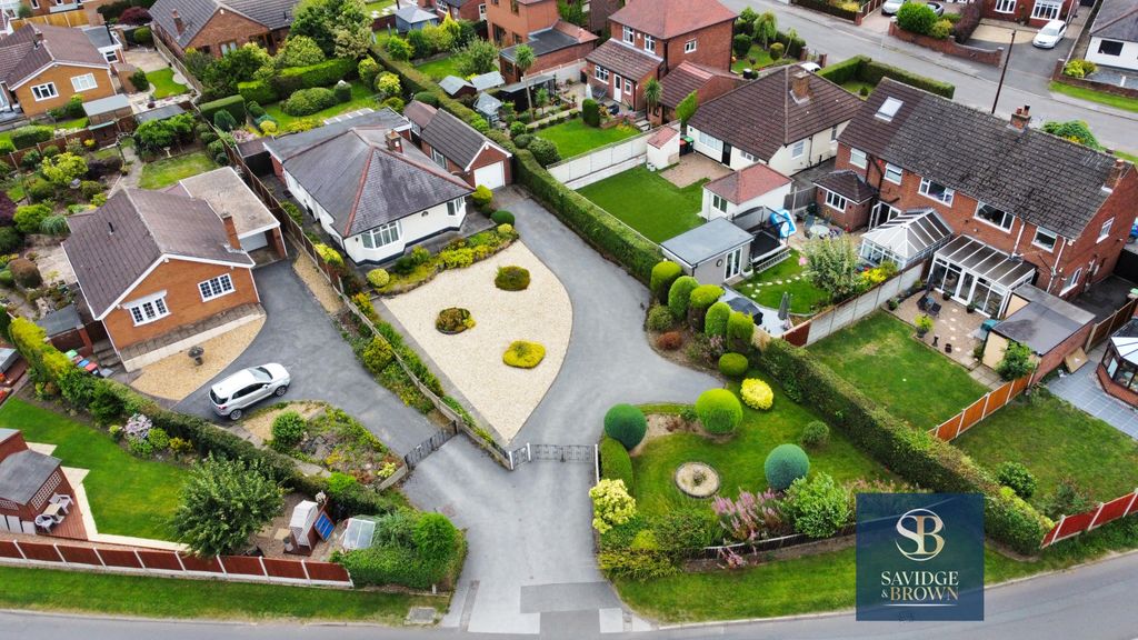 Property photo 1 of 35 Photo 19