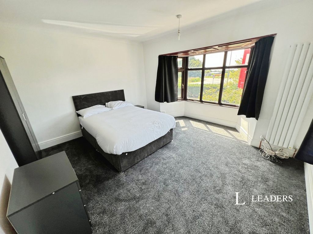 Property photo 1 of 5 Pbox-Img.Jpg