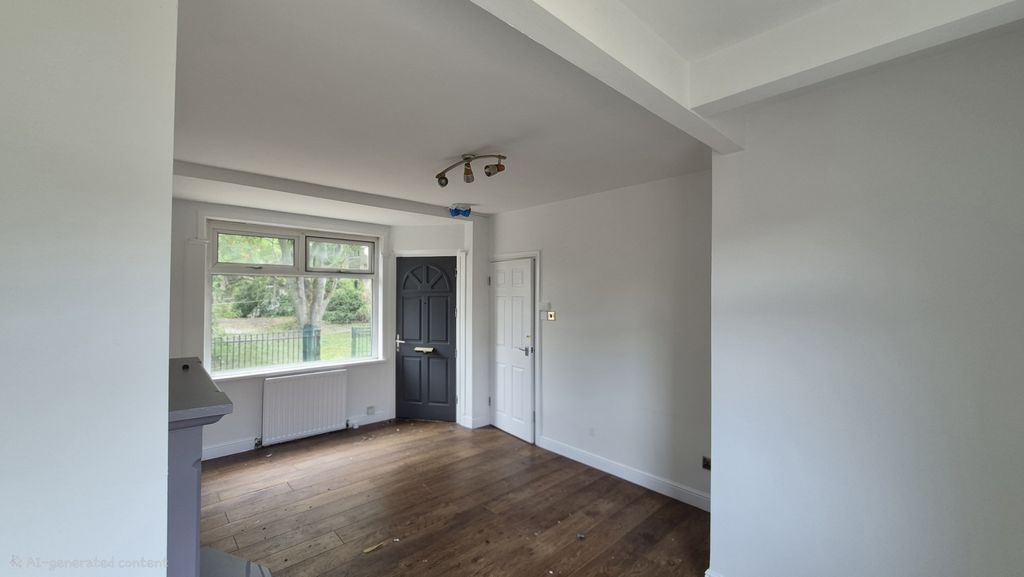 Property photo 3 of 4