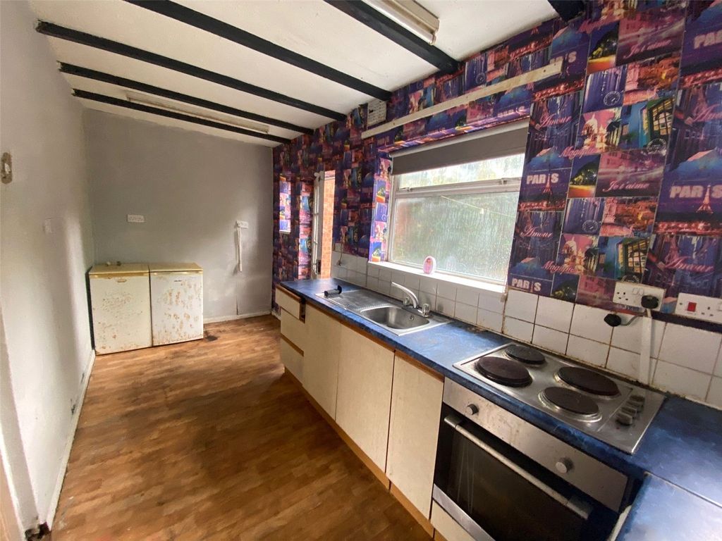 Property photo 3 of 7 Picture No. 06