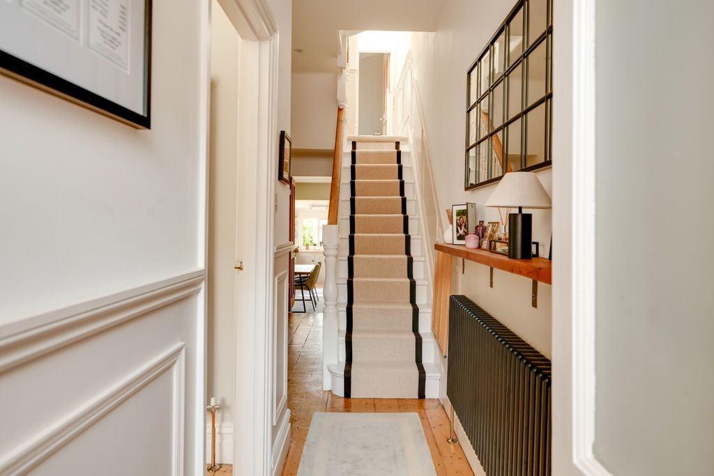 Property photo 2 of 20 Hallway