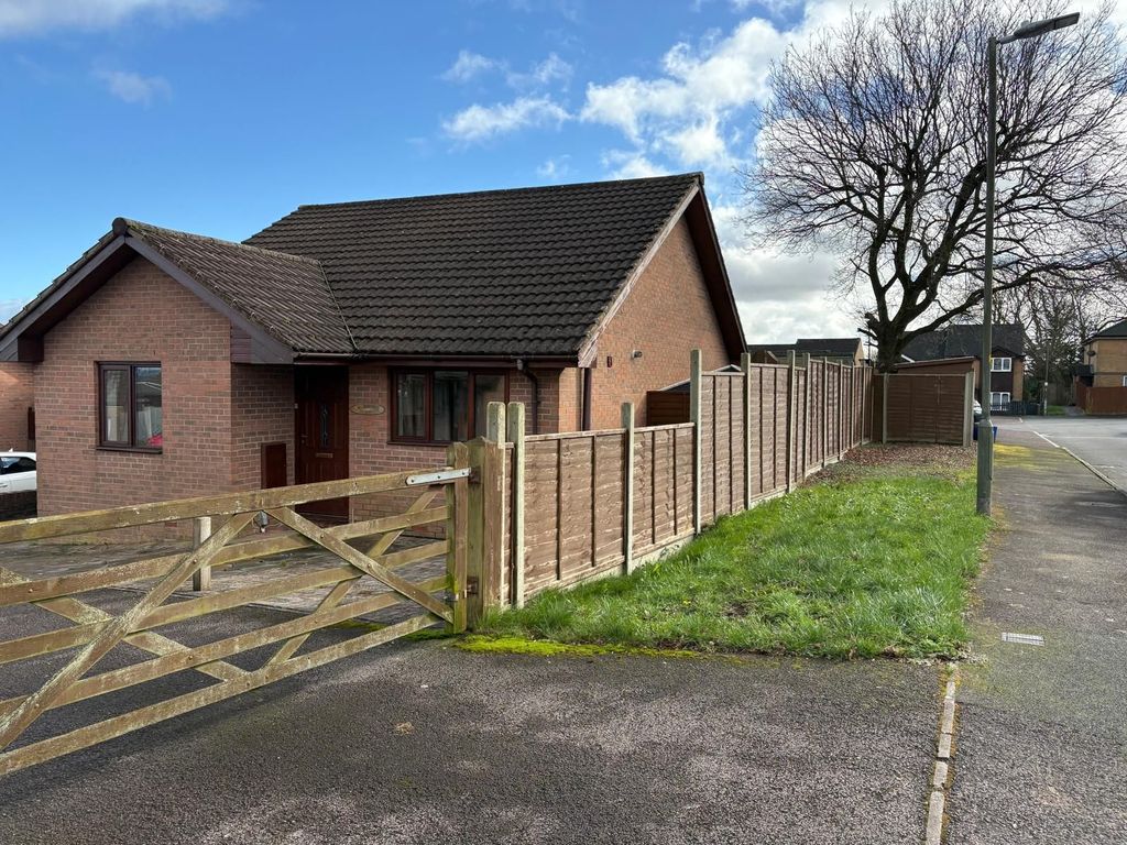 Property photo 3 of 28