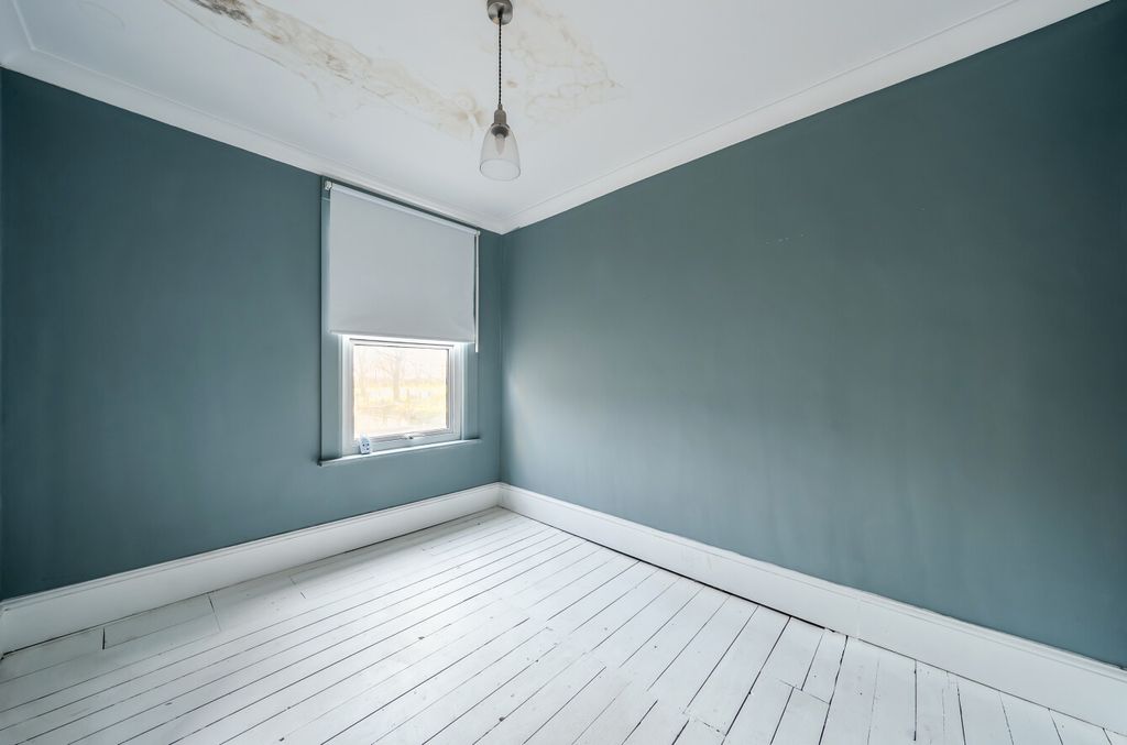 Property photo 3 of 13 1432131-3-69ba6Bb...