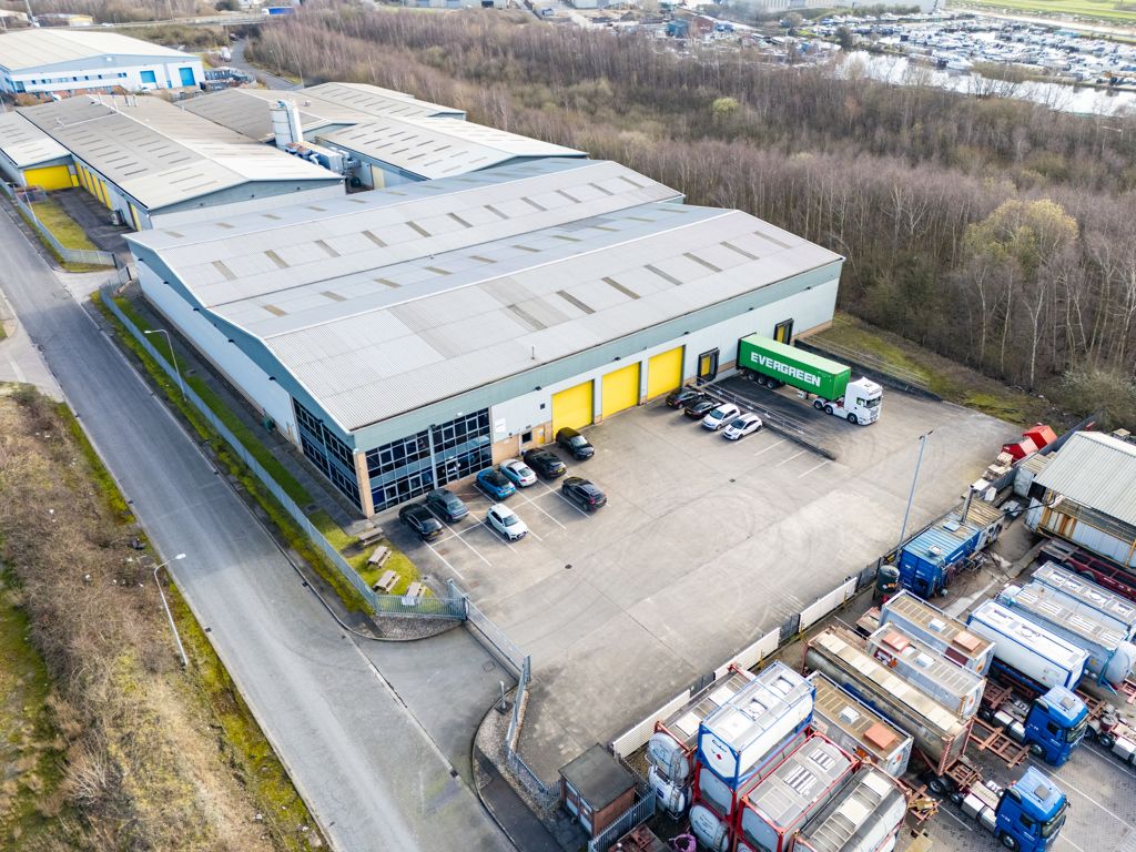 Property photo 1 of 5 Photo 4