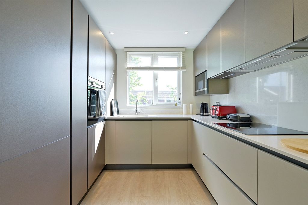 Property photo 2 of 10 Picture No. 05