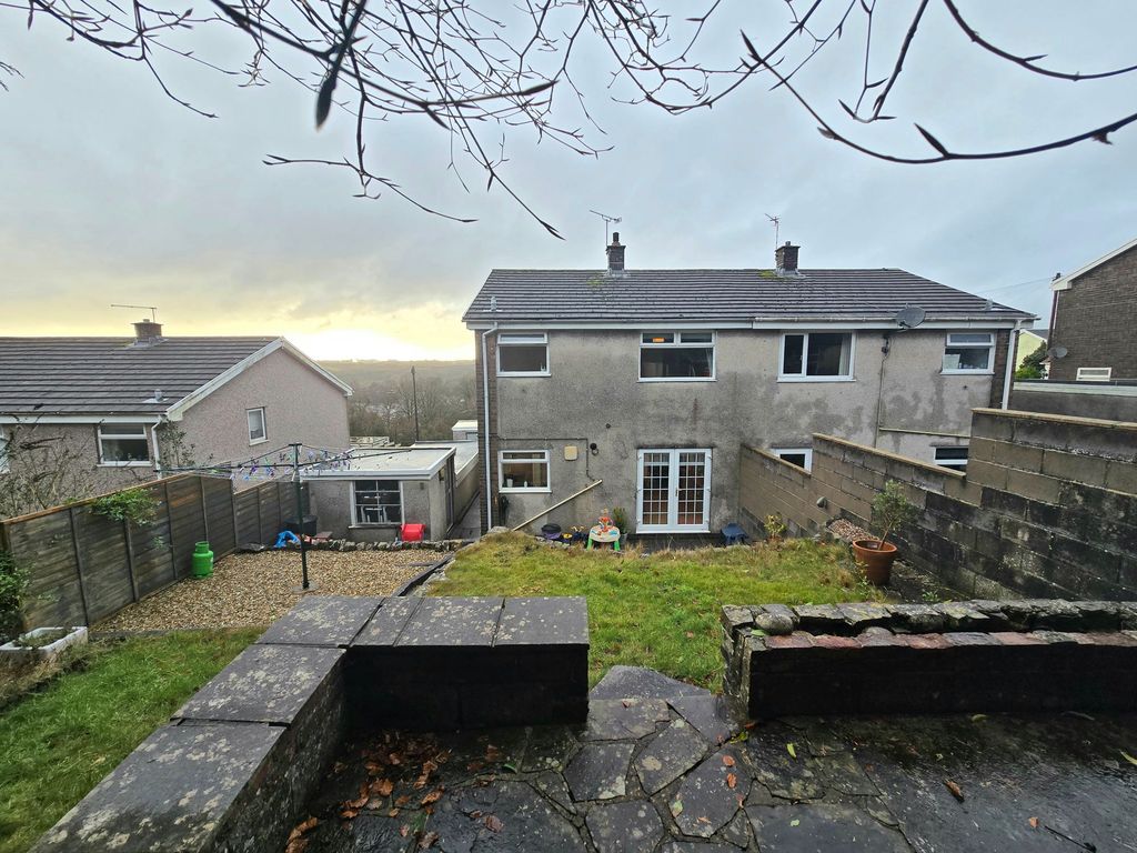 Property photo 2 of 30 Outside