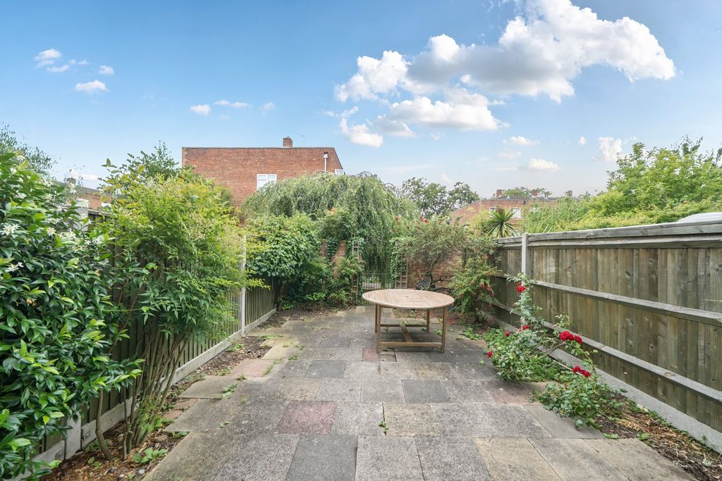 Property photo 2 of 17 Picture No. 07