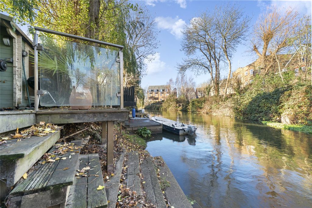 Property photo 2 of 14 Picture No. 13