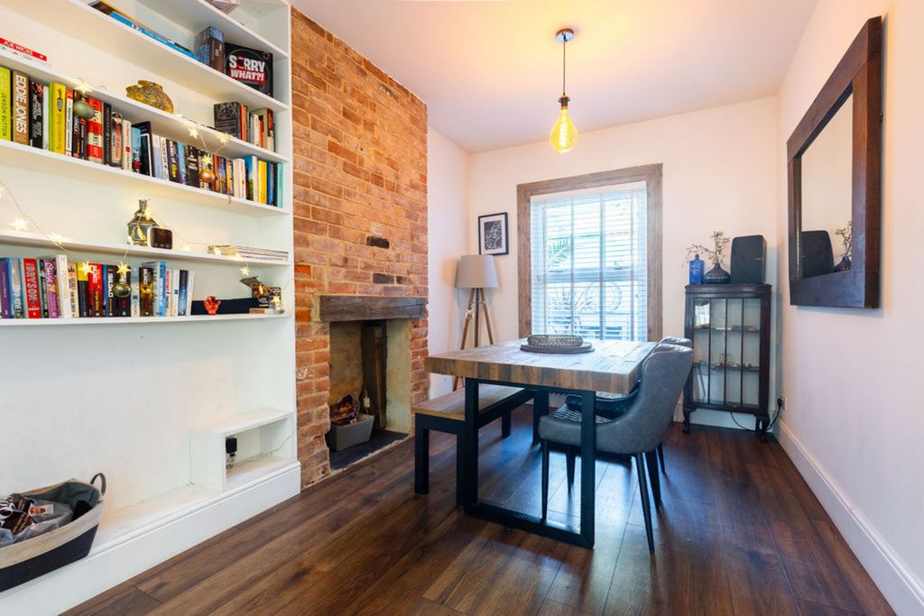 Property photo 3 of 21