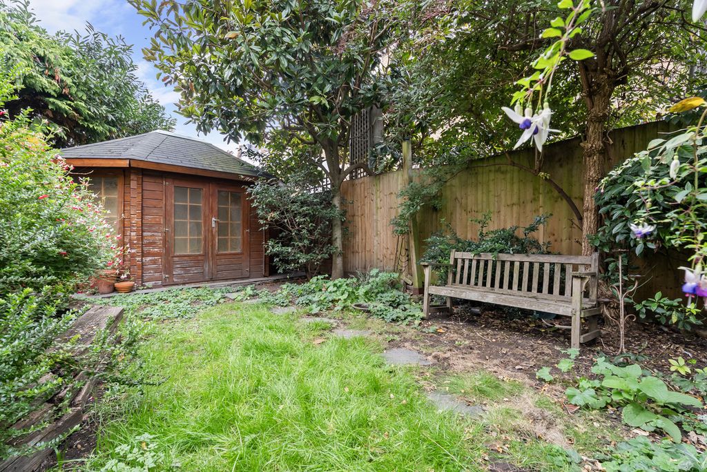 Property photo 2 of 14