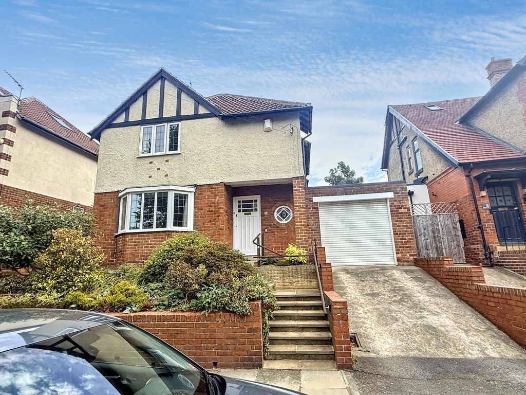 Property photo 1 of 24