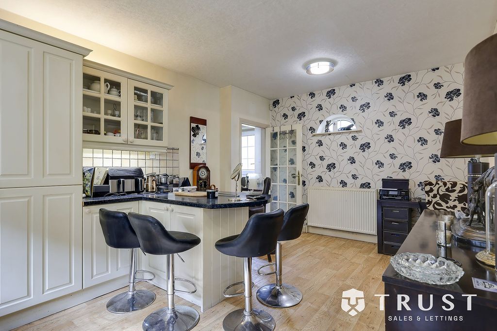 Additional image 7 of 3 bed detached house for saleHalifax Road, Liversedge WF15
