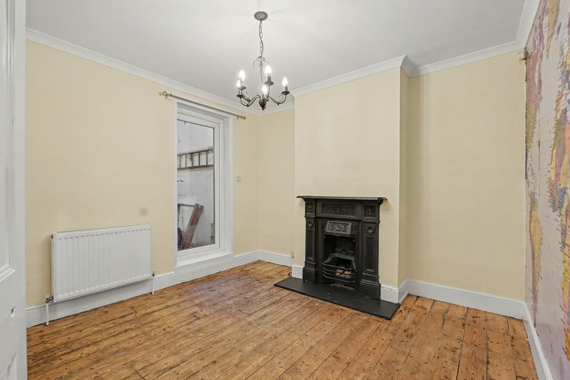 Property photo 2 of 9 Photo 7