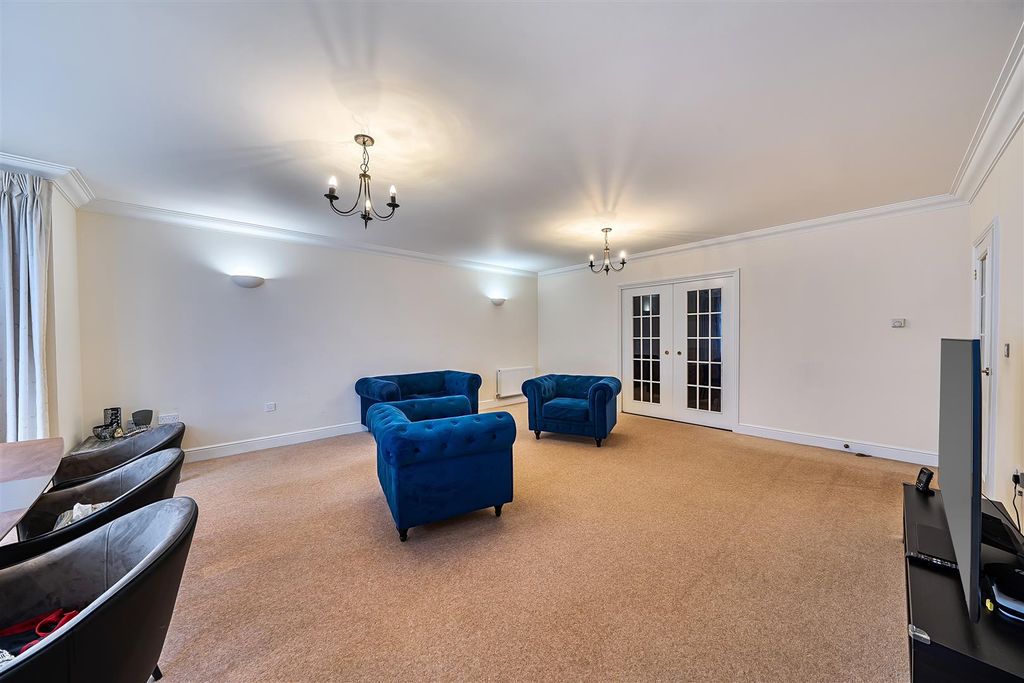 Additional image 10 of 2 bed flat for saleMarsh Road, Pinner HA5