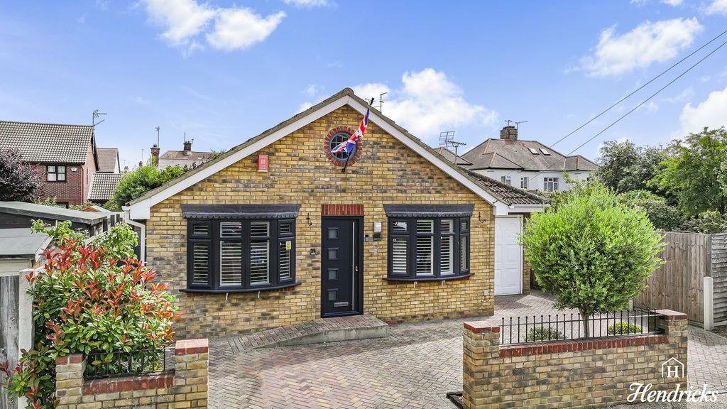 Property photo 1 of 22