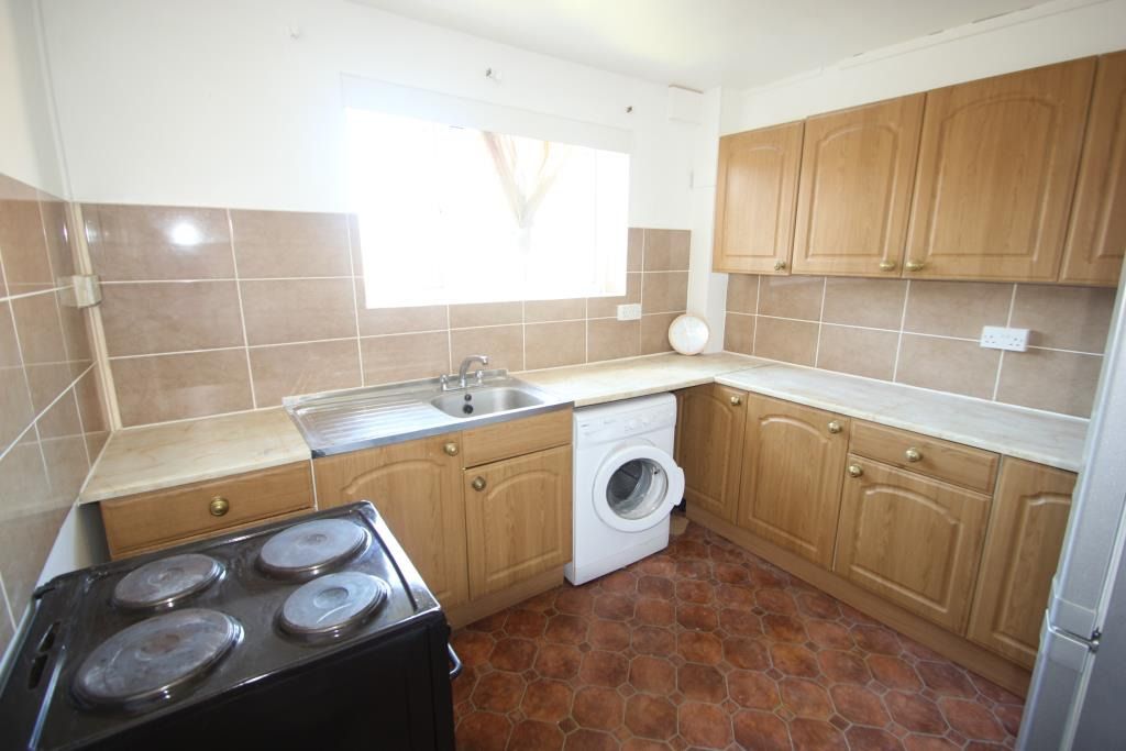 Property photo 3 of 7 882462