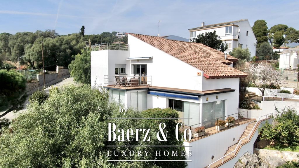 Property photo 3 of 62