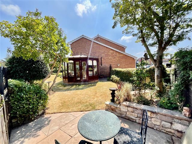 Property photo 1 of 21 Rear Garden