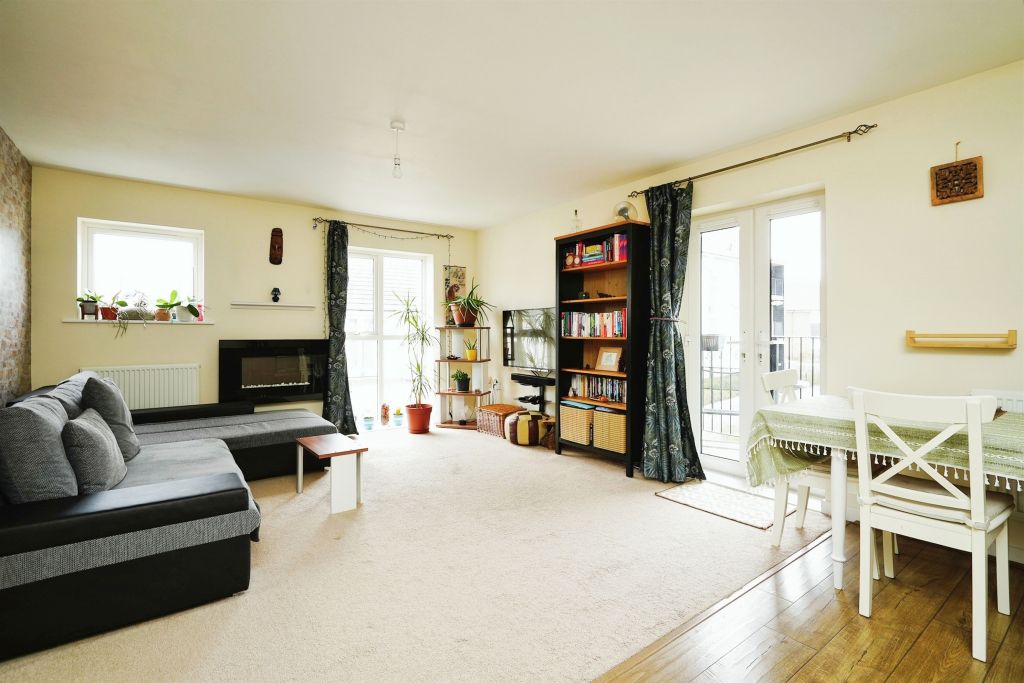 Property photo 3 of 13