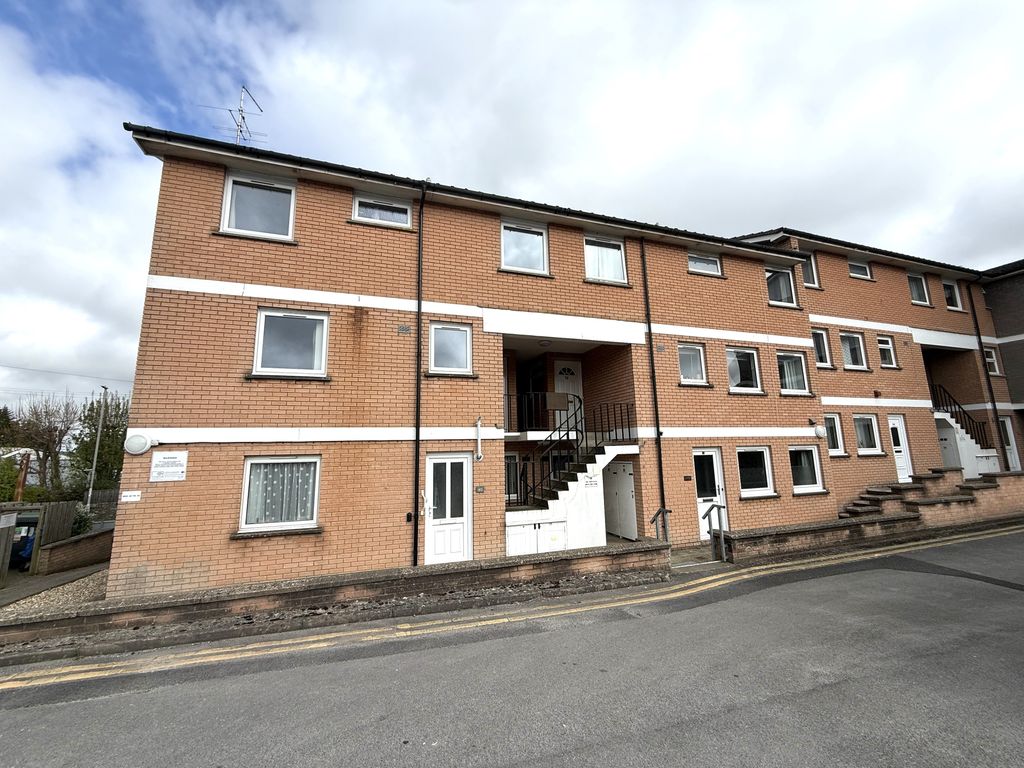 Property photo 1 of 6