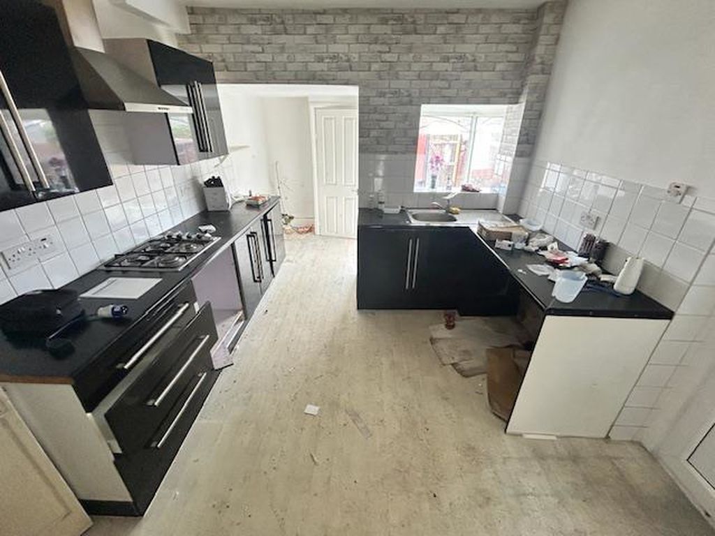 Property photo 2 of 10 Photo 4