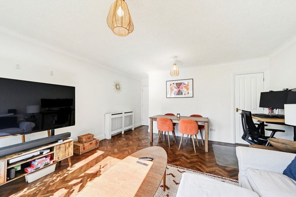 Property photo 3 of 11 Picture No. 16