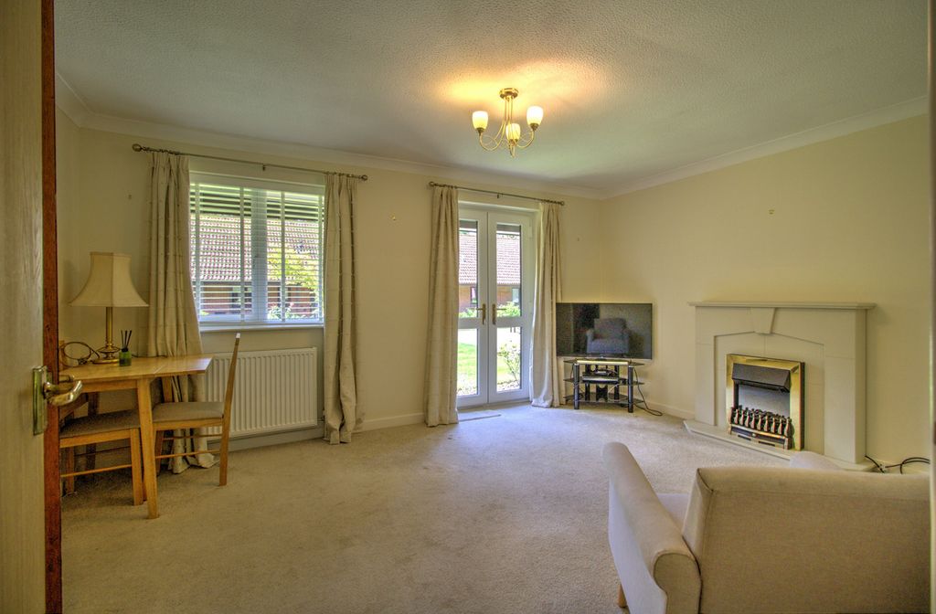 Property photo 2 of 12