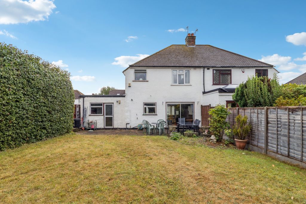 Property photo 2 of 13