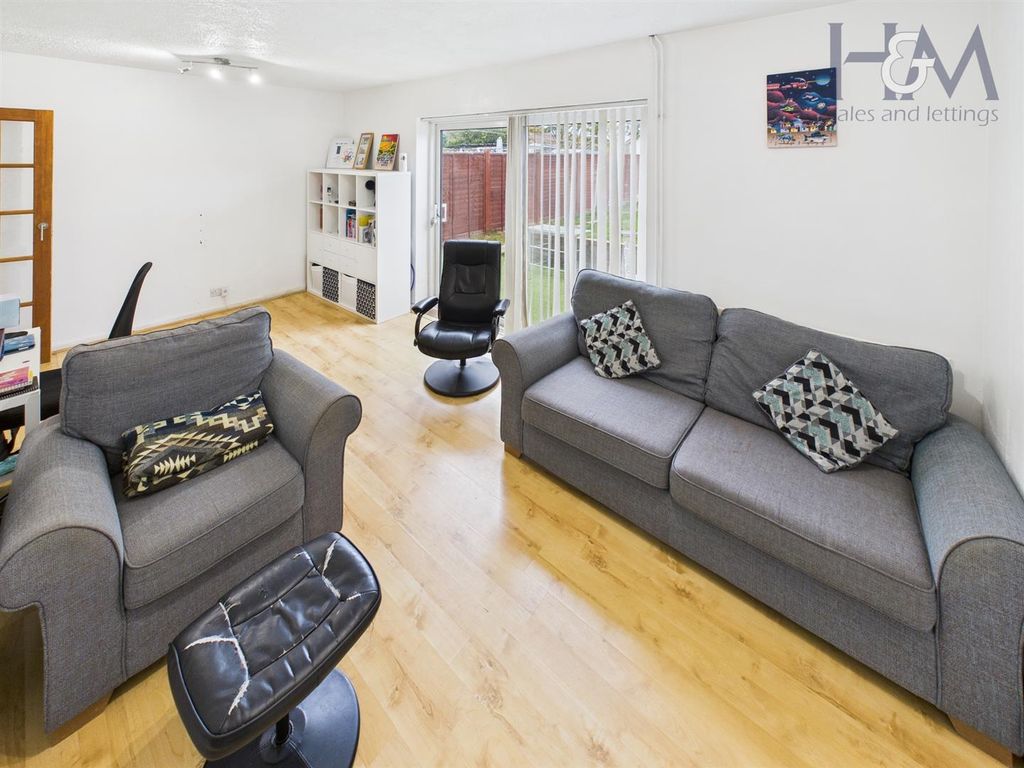 Property photo 3 of 15 Cam02804G0-Pr0379-Still021.Jpg