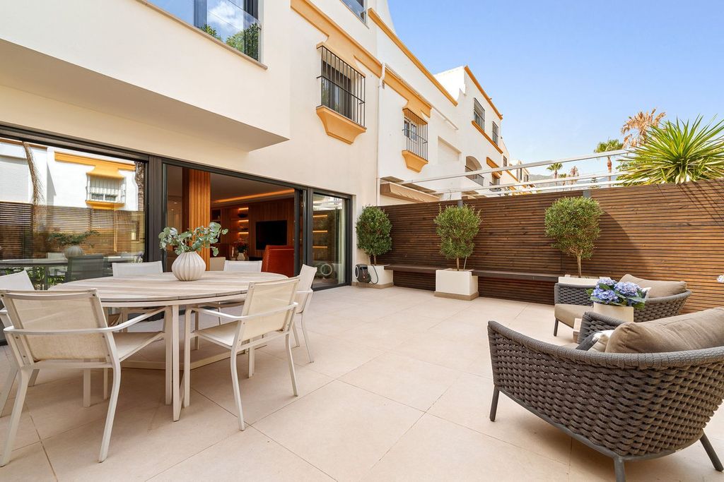 Property photo 3 of 24