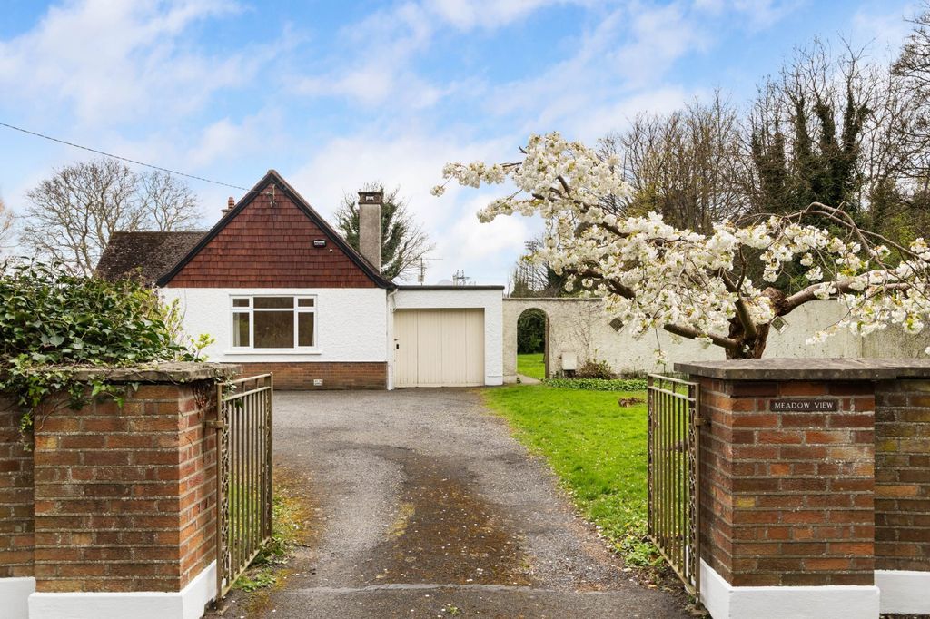 Property photo 2 of 27 Picture No. 33