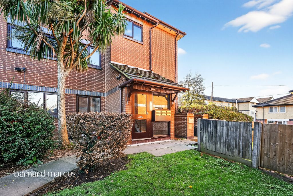 Property photo 3 of 15