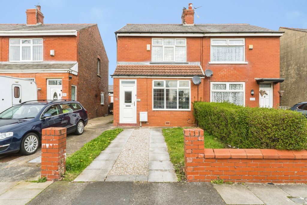 Property photo 1 of 9 78F63948-Dd29-F111-88B4-7c1E5209d100