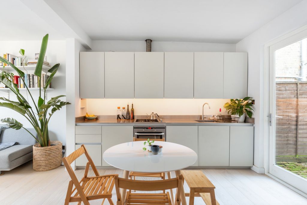 Property photo 1 of 7 Imported Image