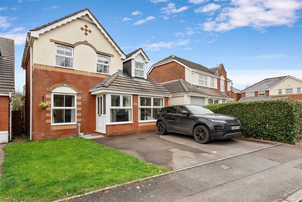 Property photo 1 of 24 External